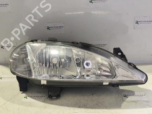 Used Right headlight RENAULT MEGANE I (BA0/1_) [1995-2004]  31734566