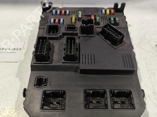 Used Fuse box PEUGEOT 206 Hatchback (2A/C) [1998-2012]  31736405