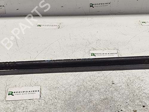 Venstre bagtil bærearm TOYOTA RAV 4 I (_A1_) [1994-2003]  31744839