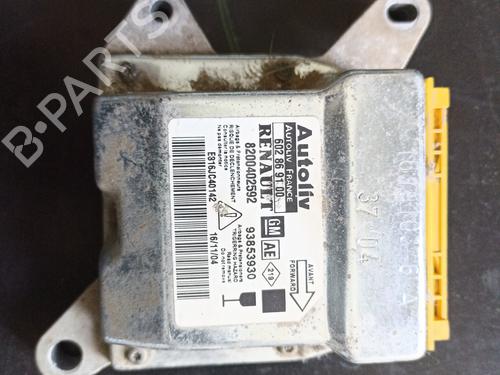 Used ECU airbags RENAULT TRAFIC II Van (FL) [2001-2026]  31726875