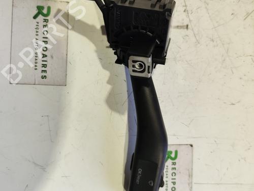 Used Steering column stalk SKODA OCTAVIA II Combi (1Z5) [2004-2013]  31730878