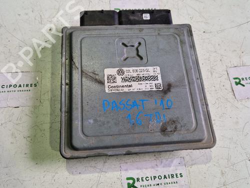 Used Engine control unit (ECU) VW PASSAT B6 Variant (3C5) [2005-2011]  31733165