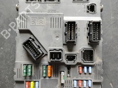 Used Fuse box PEUGEOT 206+ (2L_, 2M_) [2009-2013]  31728026