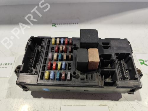 Sikringsdose IVECO DAILY IV Platform/Chassis [2006-2012]  31736156