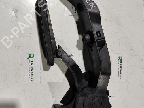 Pedal MERCEDES-BENZ C-CLASS (W203) [2000-2007]  31731472