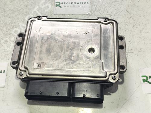 Engine control unit (ECU) HYUNDAI i30 (GD) | BP31744281M57