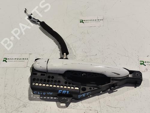 Used Front right exterior door handle RENAULT CLIO IV (BH_) [2012-2021]  31739526
