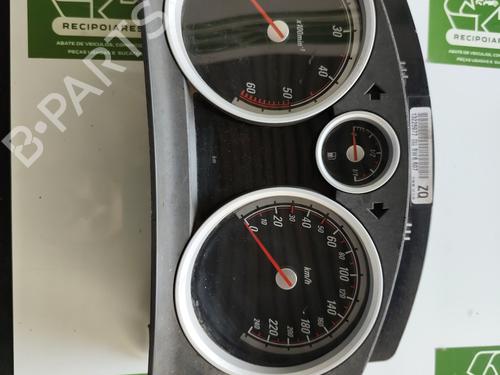 Used Instrument cluster OPEL ASTRA H Saloon (A04) [2007-2014]  31728457