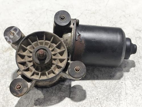 Used Front wiper motor TOYOTA HIACE IV Van (_H1_) [1989-2005]  31744576
