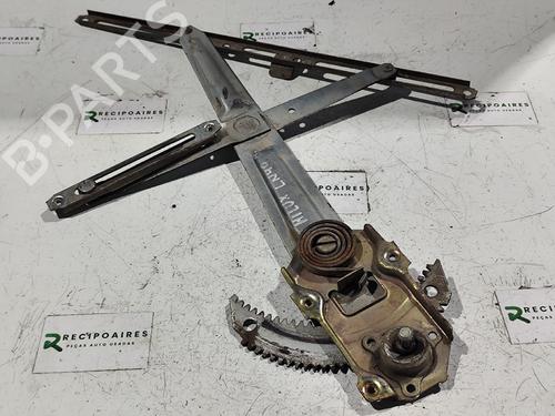 Used Front right window mechanism TOYOTA HILUX III Pickup (_N3_, _N4_) [1978-1988]  31735638