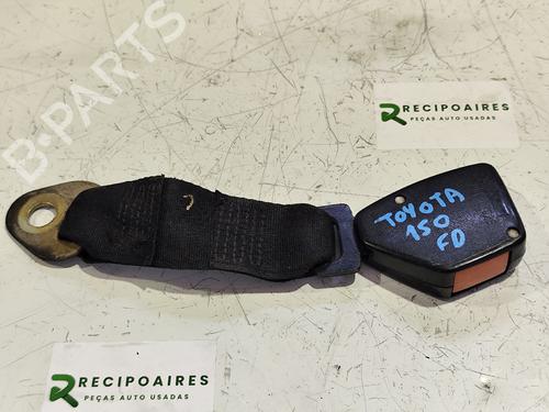 Used Front right seatbelt TOYOTA DYNA 150 Platform/Chassis (_Y_) [1985-1988]  31739381