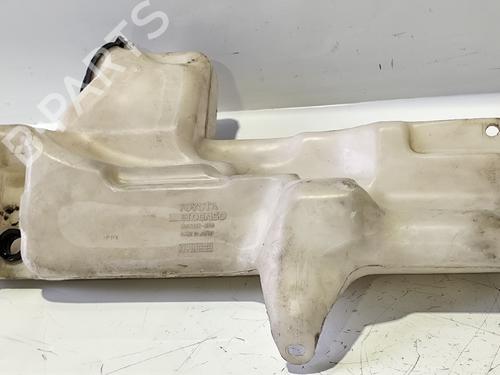 Used Windscreen washer tank TOYOTA DYNA 150 Platform/Chassis (_Y_) [1985-1988]  31746888