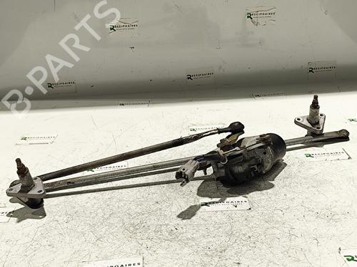 Used Front wiper motor TOYOTA DYNA 150 Platform/Chassis (_Y_) [1985-1988]  31744415