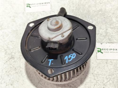 Used Heater blower motor TOYOTA DYNA 150 Platform/Chassis (_Y_) [1985-1988]  31743747