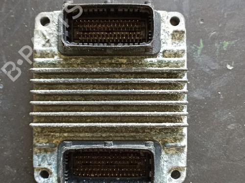 Used Engine control unit (ECU) OPEL ASTRA G Estate Van (F70) [1998-2005]  31726603
