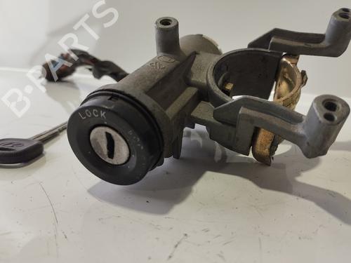 Switch HYUNDAI ELANTRA III Saloon (XD) | BP31746245I30