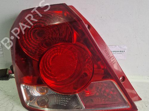 Piloto trasero izquierdo CHEVROLET AVEO / KALOS Hatchback (T200) [2003-2008]  31732679