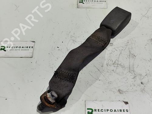 Used Front right seatbelt ISUZU ELF Platform/Chassis (NKR7_, NKS7_, NHR6_, NKR6_, NPR_6) [1992-2003]  31738110