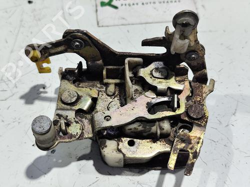 Used Front right lock NISSAN CABSTAR (F22, H40) [1982-1993]  31738213