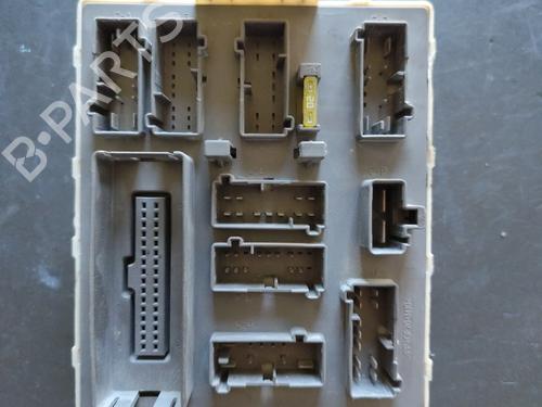 Used Fuse box FORD FOCUS I (DAW, DBW) [1998-2009]  31727895