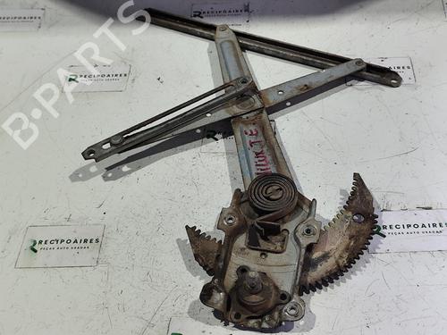 Elevador vidro trás esquerdo TOYOTA HILUX IV Pickup (_N5_, _N6_) [1982-1998]  31735690