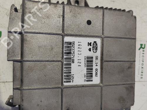Used Engine control unit (ECU) PEUGEOT 306 (7B, N3, N5) [1993-2003]  31731856