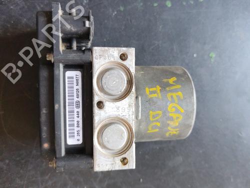 Used ABS pump RENAULT MEGANE II Estate Van (KM_) [2003-2009]  31727513
