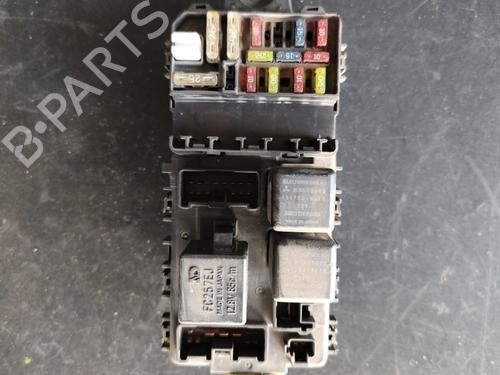 Sikringsdåse MITSUBISHI LANCER IV (C6_A, C7_A) [1988-1997]  31727780