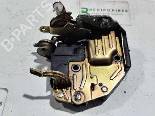 Serratura anteriore destra MERCEDES-BENZ 190 (W201) [1982-1993]  31738145