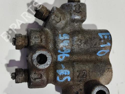 Otra TOYOTA COROLLA (_E10_) 2.0 D (CE100_, CE100R) (72 hp) 31738173