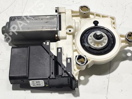 Used Right rear window motor VW GOLF IV (1J1) [1997-2008]  31793833
