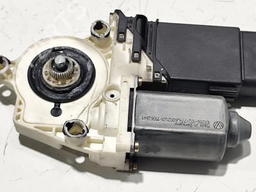 Used Right front window motor VW GOLF IV (1J1) [1997-2008]  31793835