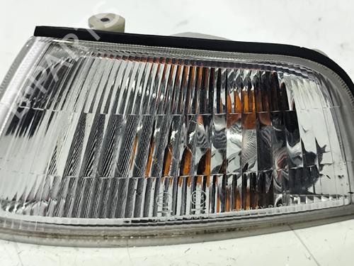 Blinklys fortil venstre MITSUBISHI LANCER VI (CJ_, CP_, CK_) 1.3 12V (CK1A) (75 hp) 31814185
