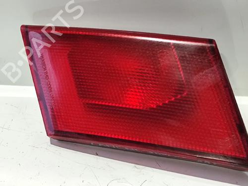 Feu de coffre droit MITSUBISHI LANCER VI (CJ_, CP_, CK_) 1.3 12V (CK1A) (75 hp) 31814196