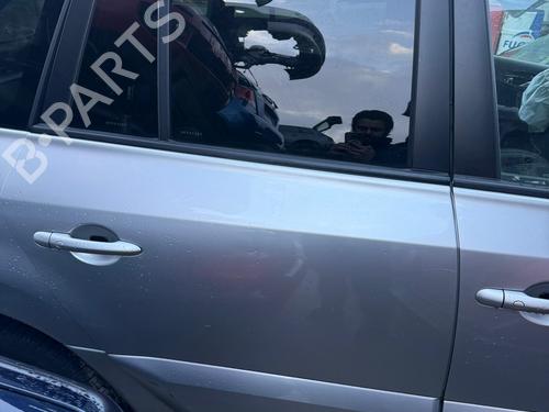 Puerta trasera derecha RENAULT KOLEOS I (HY_) 2.0 dCi (HY0K) (150 hp) 31817449