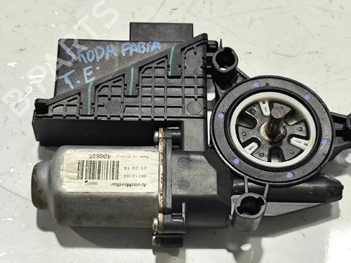 Fensterhebermotor hinten links für SKODA FABIA I (6Y2) 1.2 (64 hp) 31824266