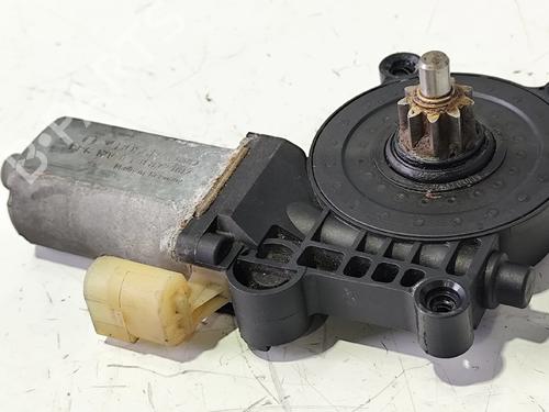 Rudehejsemotor forskærm venstre SMART FORTWO Coupe (450) 0.8 CDI (450.300, 450.301, 450.302, 450.303, 450.306) (41 hp) 31828151