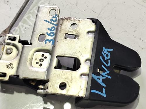 Tailgate lock MITSUBISHI LANCER VI (CJ_, CP_, CK_) 1.3 12V (CK1A) | BP31832604C101