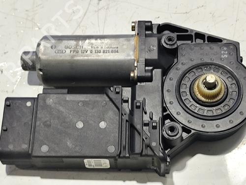 Used Right front window motor VW PASSAT B5.5 (3B3) 1.9 TDI (101 hp) 31842442