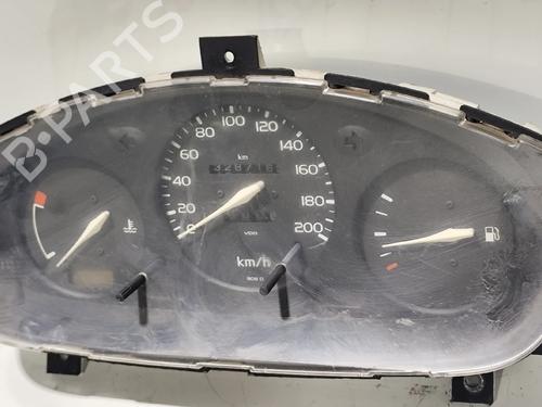 Used Instrument cluster NISSAN MICRA II (K11) 1.0 i 16V (K11) (54 hp) 31842448