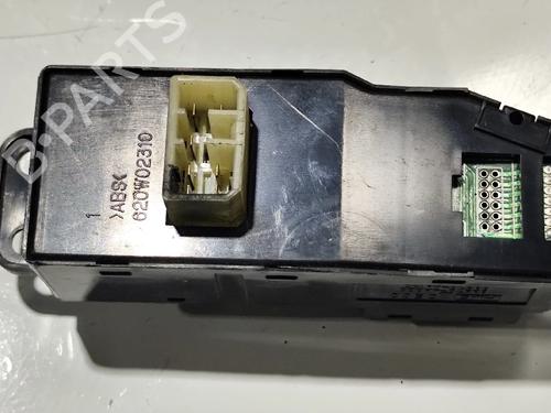 Left front window switch HYUNDAI H-1 Van (A1) 2.5 TD | BP31908054I27
