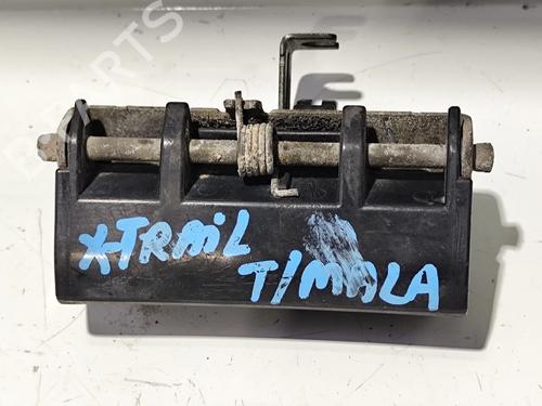 Trunk håndtak NISSAN X-TRAIL I (T30) 2.2 DCi (114 hp) 31969838