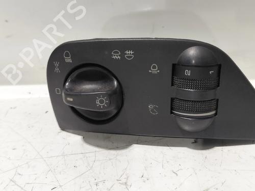 Used Headlight switch Headlight switch SEAT CORDOBA (6K1, 6K2) 1.4 16V (75 hp) 32003586 32003586