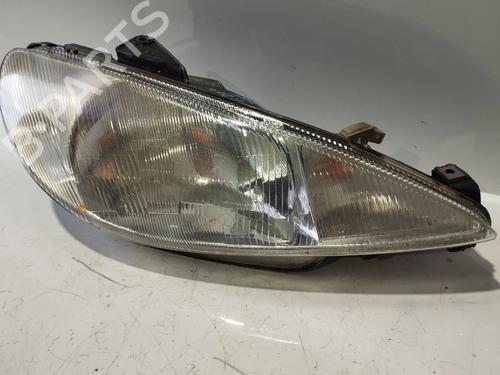 Used Right headlight PEUGEOT 206 Hatchback (2A/C) 1.1 i (60 hp) 32029919