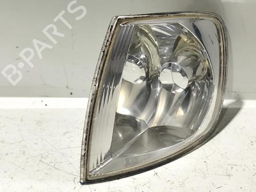 Clignotant avant gauche VW POLO (6N2) 1.0 (50 hp) 32036251