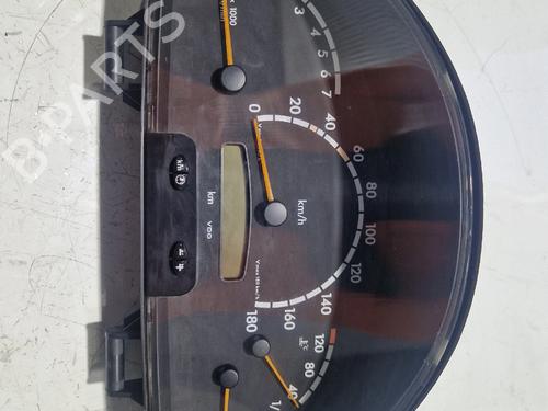 Quadrante MERCEDES-BENZ SPRINTER 2-t Van (B901, B902) 210 D (901.461, 901.462, 902.461, 902.462) (102 hp) 32080361