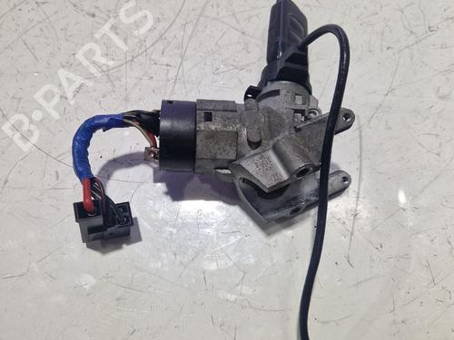 Used Ignition barrel MERCEDES-BENZ SPRINTER 2-t Van (B901, B902) 210 D (901.461, 901.462, 902.461, 902.462) (102 hp) 32081402