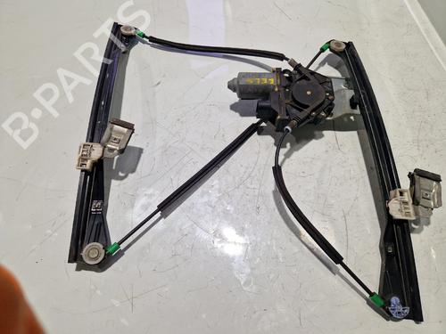 Lève-vitre avant droit VW POLO (6N2) 1.0 (50 hp) 32092634