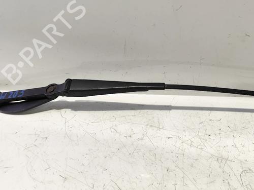 Used Front windshield wiper arm MERCEDES-BENZ C-CLASS (W203) C 200 CDI (203.004) (116 hp) 32167894