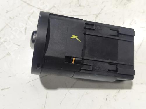Headlight switch VW GOLF IV (1J1) 1.9 TDI | BP32196904I24 - Image 4